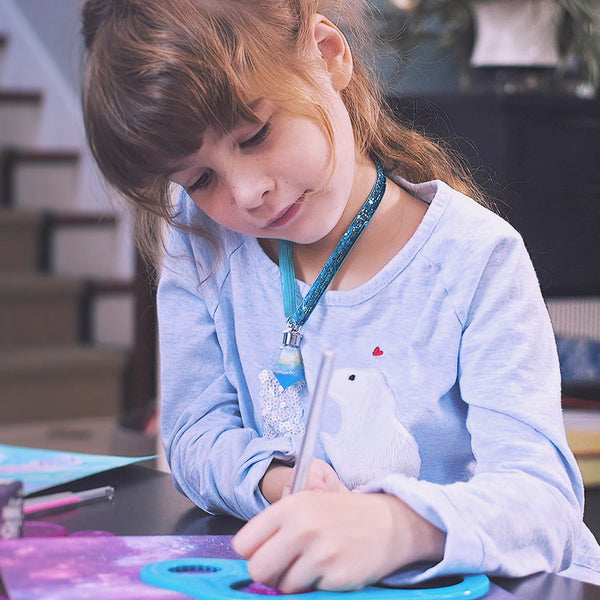Are Left-Handed People More Creative?