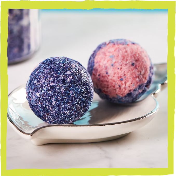 GALAXY
BATH BOMBS
