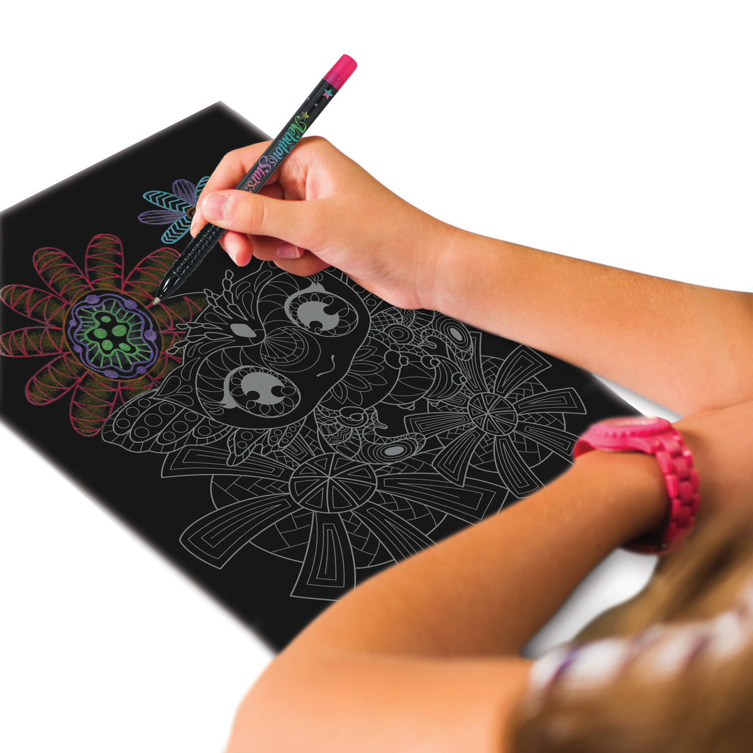 Livre de coloriage à pages noires (Encre métallisée)