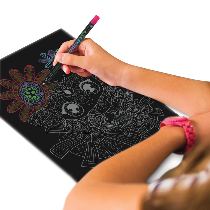 Livre de coloriage à pages noires (Encre métallisée)